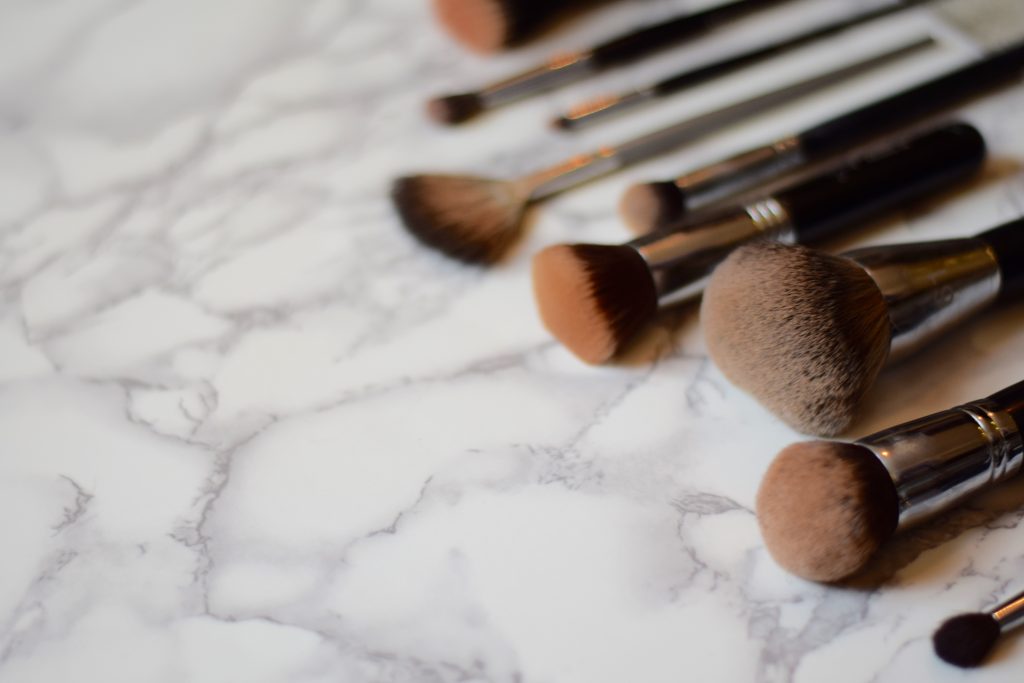 How to Clean Makeup Brushes - LaurenJaclyn.com
